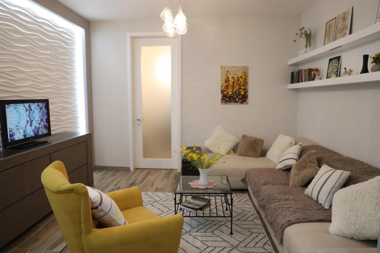 Hd New Apartment Tbilisi Bagian luar foto
